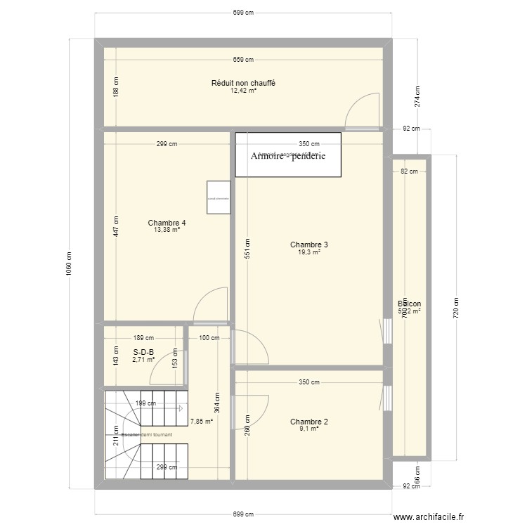 1er étage (Distillerie 3, Ollon). Plan de 7 pièces et 70 m2