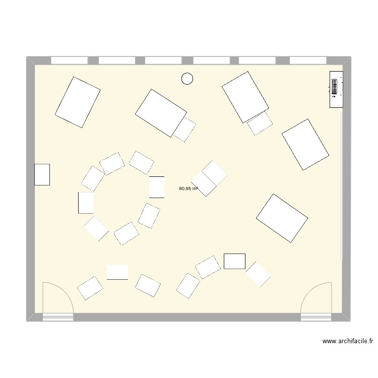 C16 Avant. Plan de 1 pièce et 81 m2