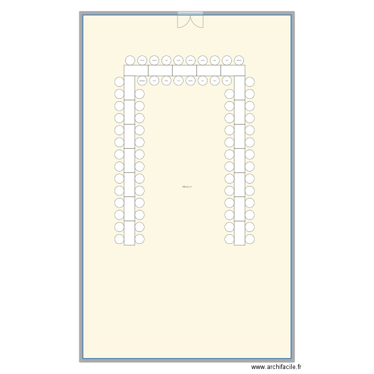 40 ans. Plan de 1 pièce et 396 m2