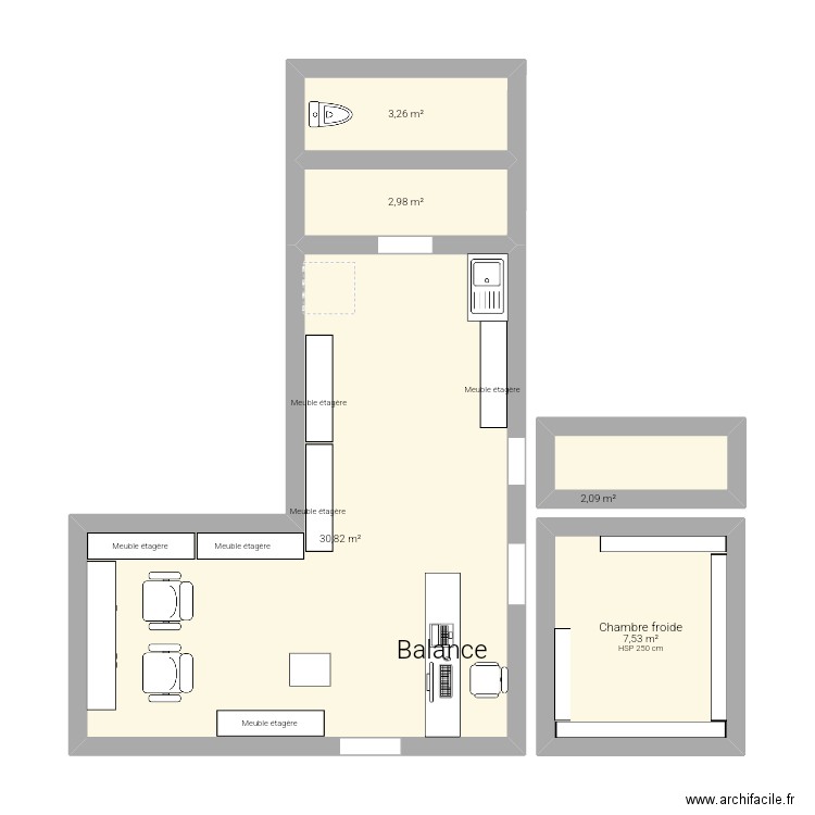 Local pro. Plan de 5 pièces et 47 m2