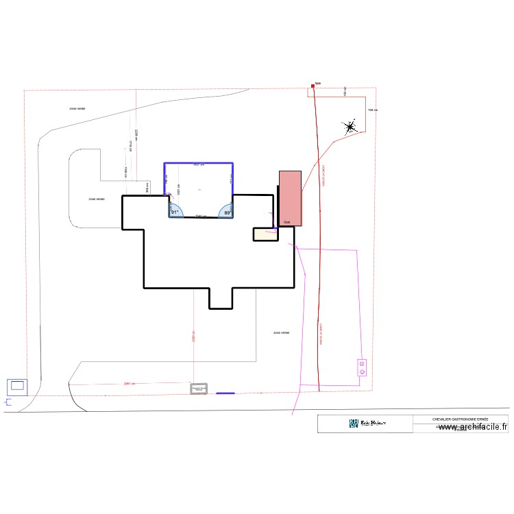 PLAN DE MASSE ERNÉE projet. Plan de 4 pièces et 995 m2