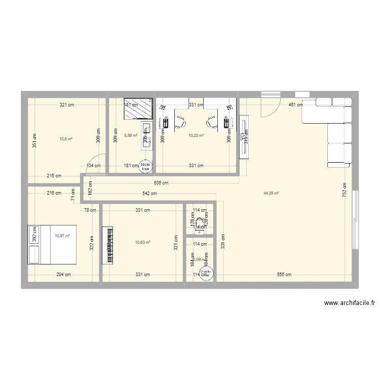 plan base. Plan de 8 pièces et 96 m2