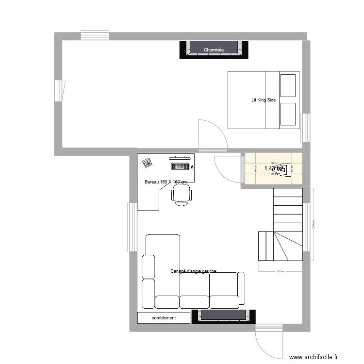 Ruguellou 1er etage escalier quart tournant droite. Plan de 1 pièce et 1 m2