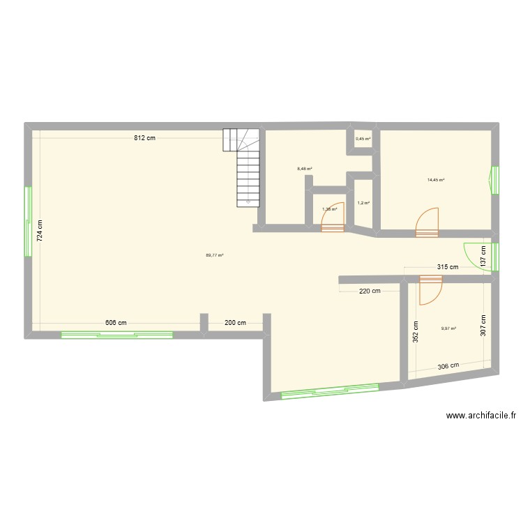 Plan de la maison. Plan de 7 pièces et 126 m2