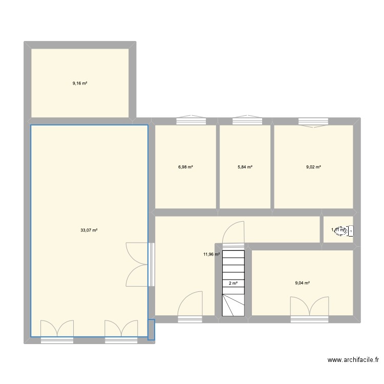 Sorques. Plan de 9 pièces et 88 m2