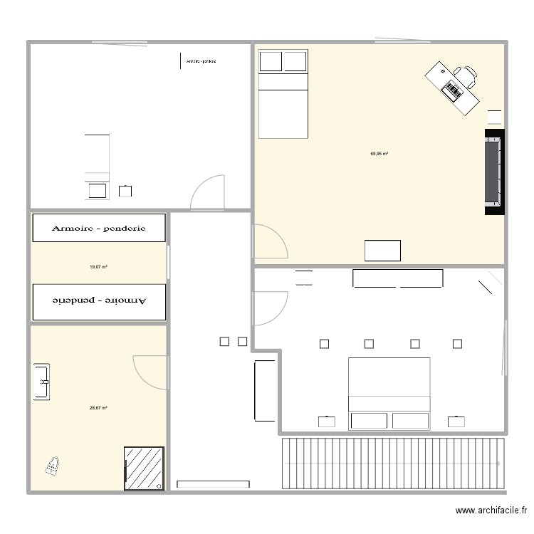 FROUZINS 1er etage. Plan de 3 pièces et 118 m2