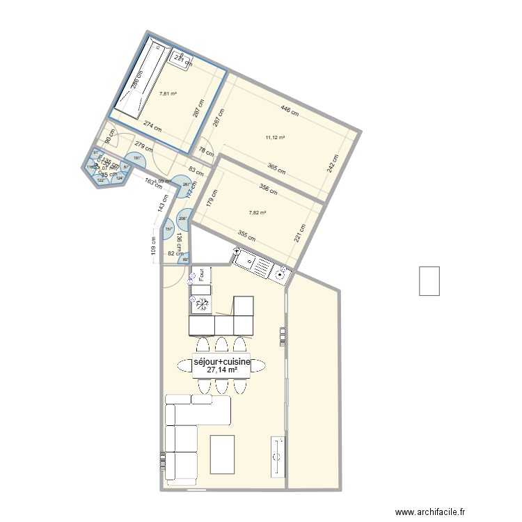 aménagement cuisine bas . Plan de 7 pièces et 70 m2