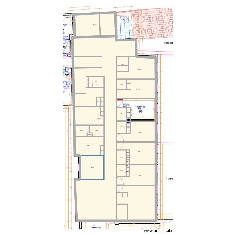 USC2. Plan de 32 pièces et 386 m2