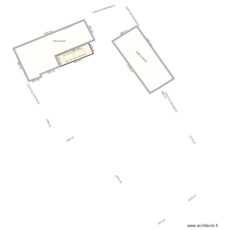 PLAN DE MASSE PERGOLA. Plan de 3 pièces et 225 m2