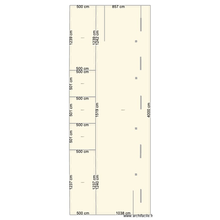 LORCANA. Plan de 6 pièces et 616 m2