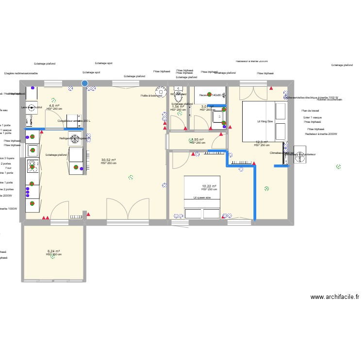 EN COURS. Plan de 8 pièces et 70 m2