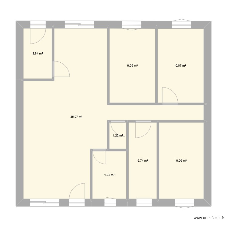 Plan 1. Plan de 8 pièces et 77 m2