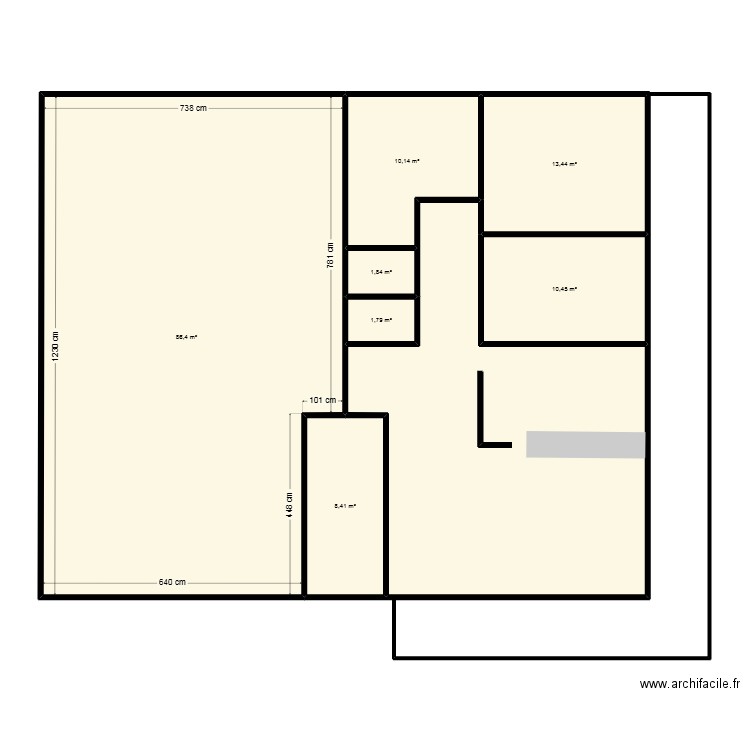 kalel 375 m. Plan de 8 pièces et 178 m2