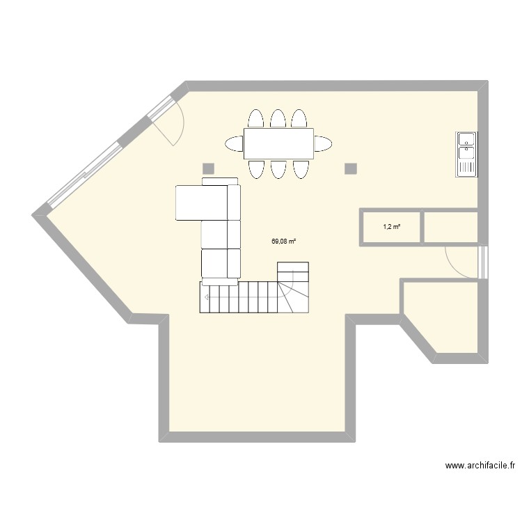 maison. Plan de 2 pièces et 70 m2