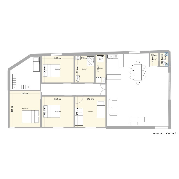 grange. Plan de 8 pièces et 60 m2