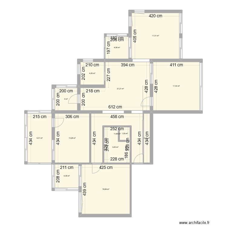 Temple du soleil. Plan de 14 pièces et 135 m2