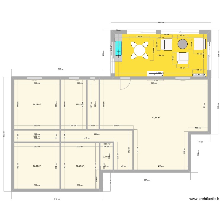 Extension. Plan de 9 pièces et 135 m2