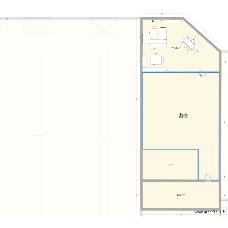 GARAGE PRO DUPL. Plan de 30 pièces et 2583 m2