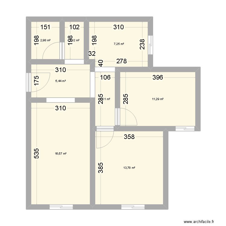 Omrane. Plan de 8 pièces et 62 m2