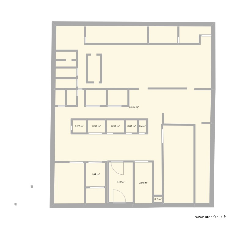 carre papillon. Plan de 10 pièces et 112 m2