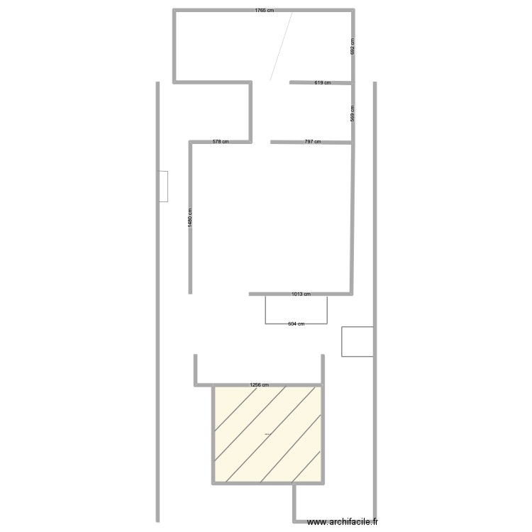 ZC 2024. Plan de 1 pièce et 98 m2