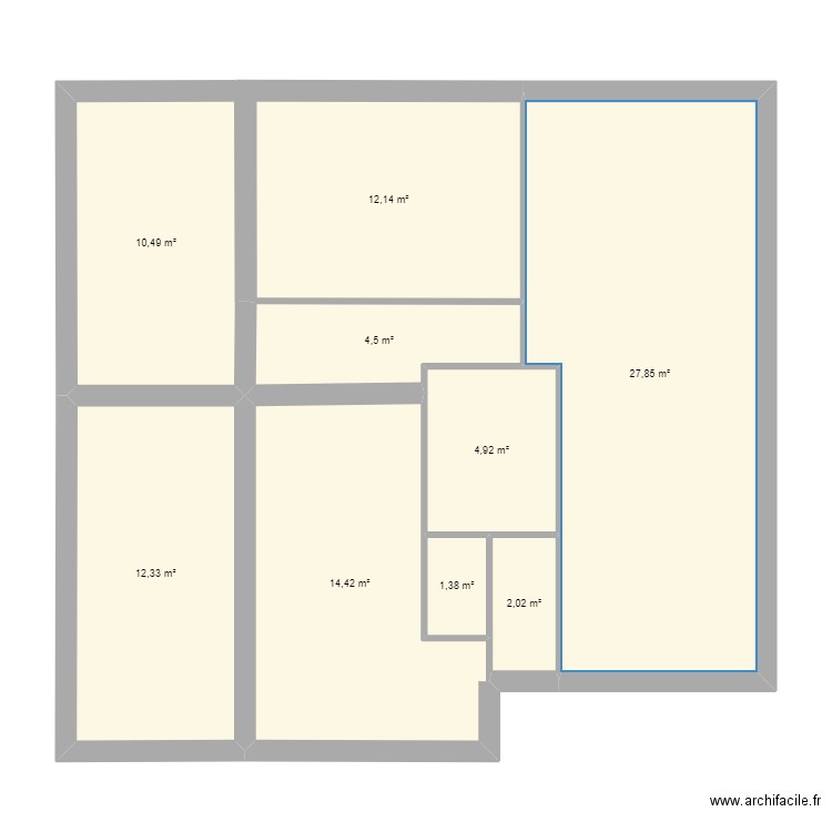 meyrié. Plan de 9 pièces et 90 m2