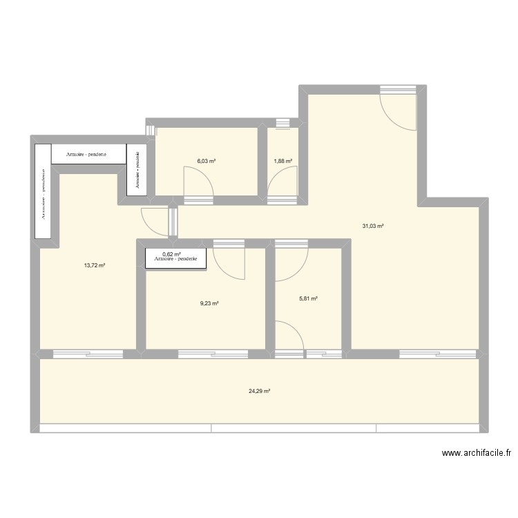 Maison. Plan de 8 pièces et 93 m2