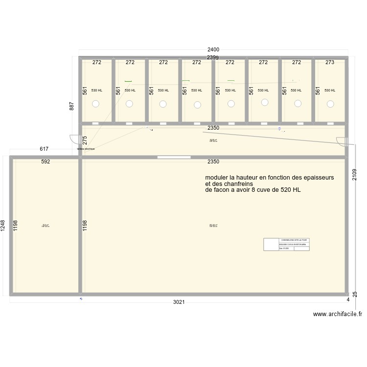 CUVE 8 UNIT2ES EN LIGNE CHESNELONG batiment. Plan de 12 pièces et 645 m2