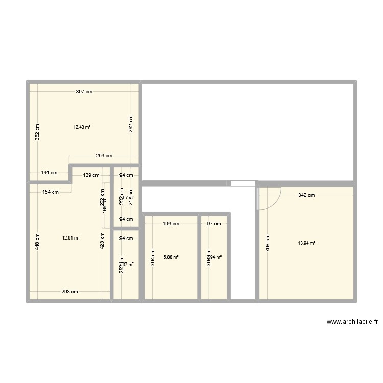 maison. Plan de 7 pièces et 52 m2