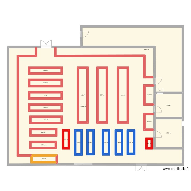 action. Plan de 24 pièces et 382 m2