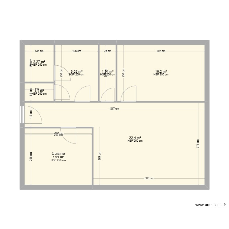 Puy Saint Eusèbe. Plan de 7 pièces et 51 m2