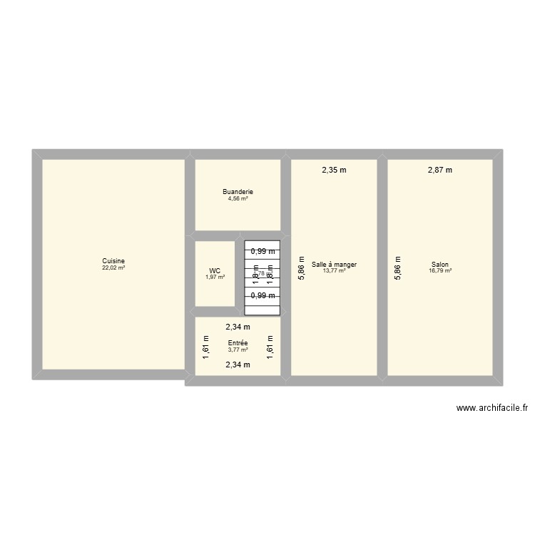 Maison. Plan de 7 pièces et 65 m2