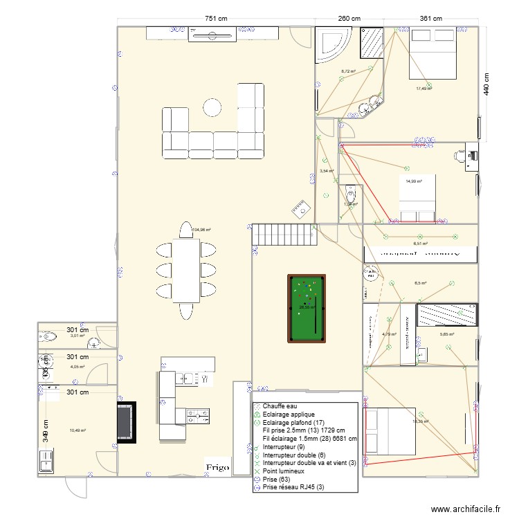 MAISON. Plan de 15 pièces et 237 m2