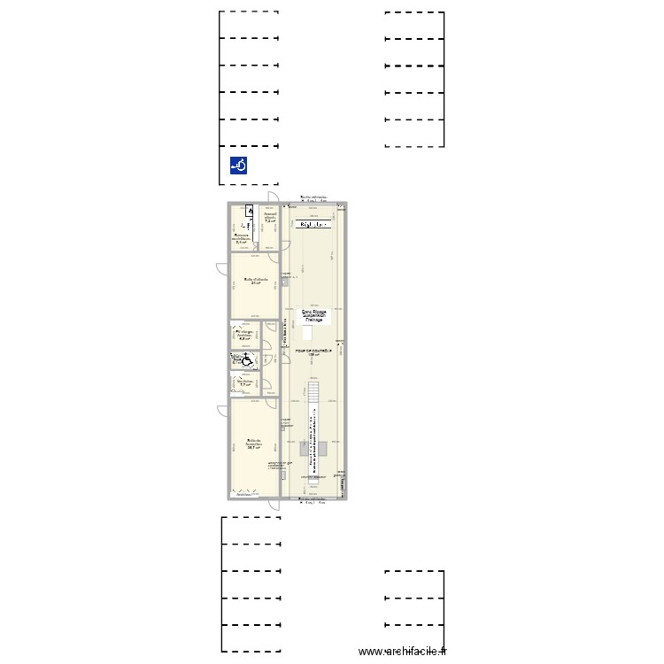 CCT VL CT DELLA STRADA - ASPACH MICHELBACH. Plan de 9 pièces et 237 m2