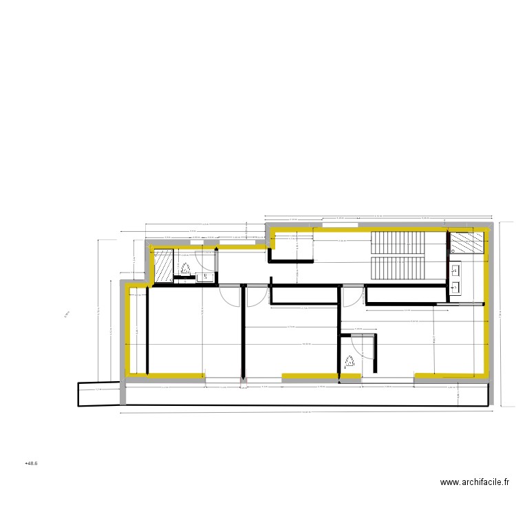 1 er mazurier  amenagement jeudi. Plan de 8 pièces et 64 m2