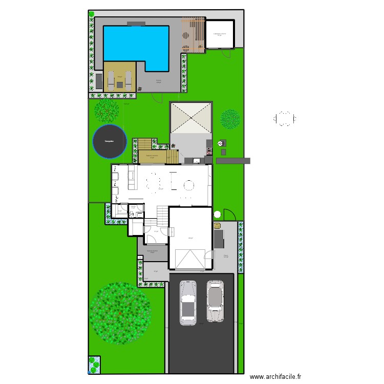 828 Madrigal extérieur juin 2024. Plan de 33 pièces et 588 m2