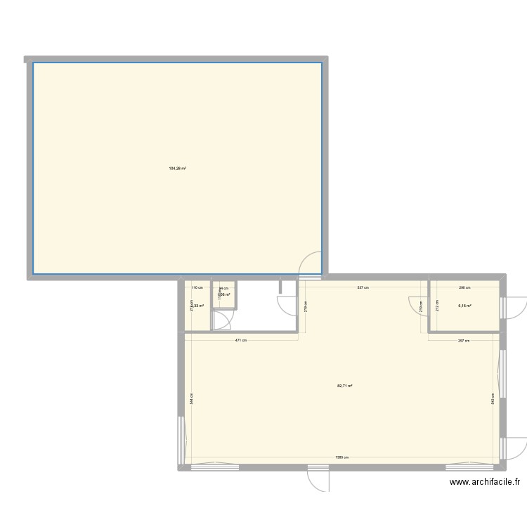 amicale. Plan de 5 pièces et 197 m2