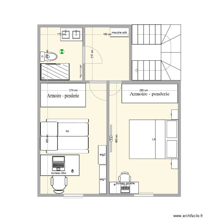 étage maison. Plan de 4 pièces et 32 m2