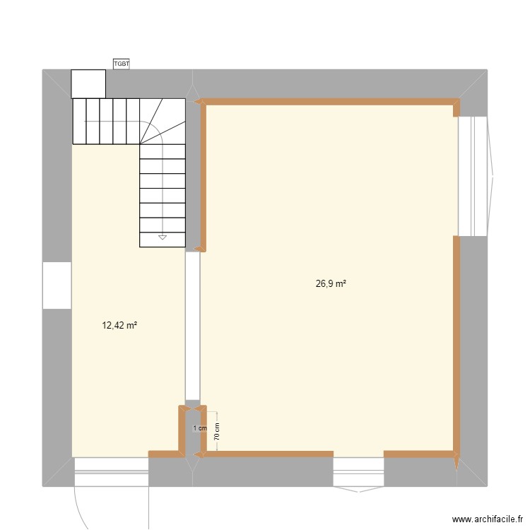 rez de chausser future salon base. Plan de 3 pièces et 39 m2