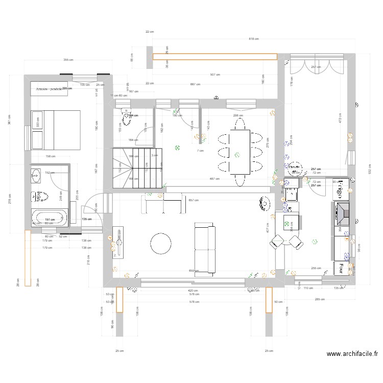 Projet Electrique. Plan de 7 pièces et 82 m2