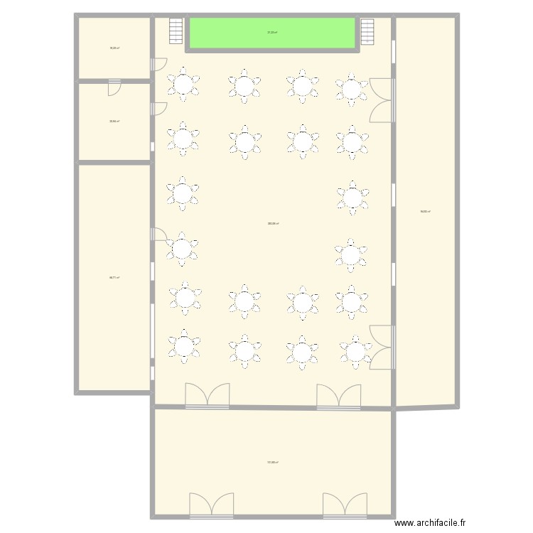 Salle rené elie . Plan de 7 pièces et 676 m2