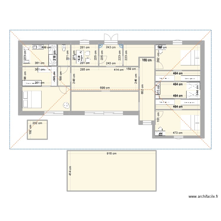 PLAN 01. Plan de 11 pièces et 177 m2