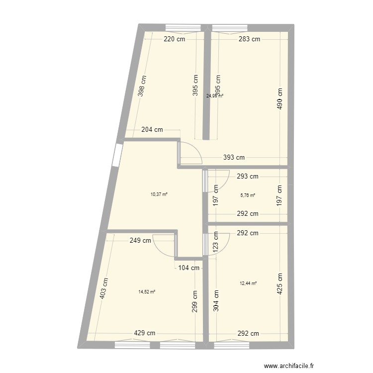 AB NEWS. Plan de 7 pièces et 137 m2