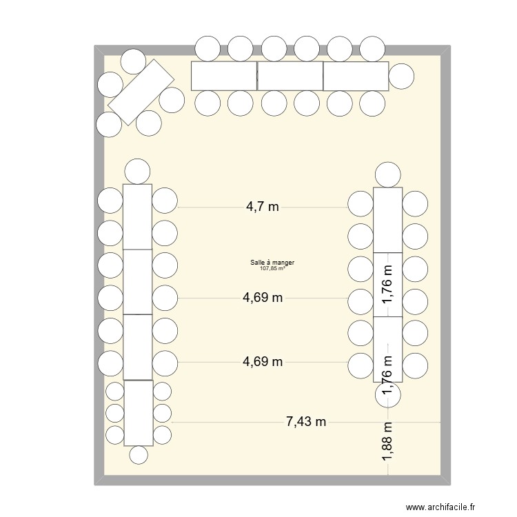 mariage. Plan de 1 pièce et 108 m2