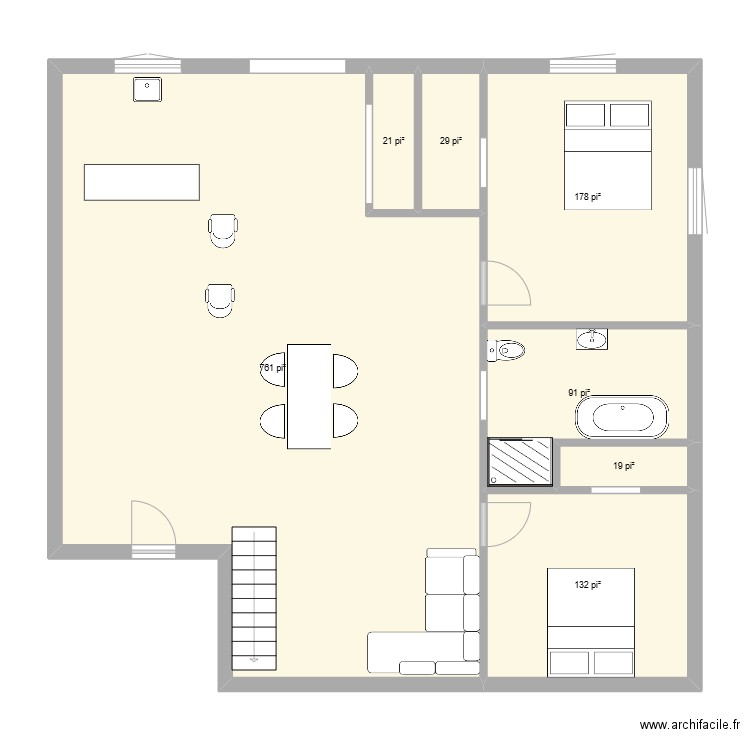 maison foster. Plan de 7 pièces et 114 m2