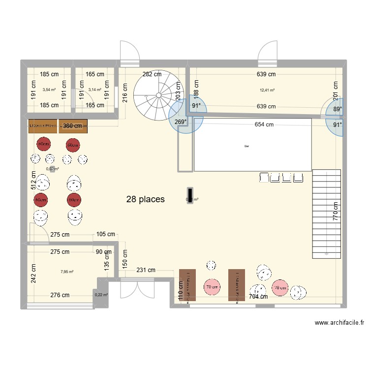 Plan Bas. Plan de 8 pièces et 123 m2