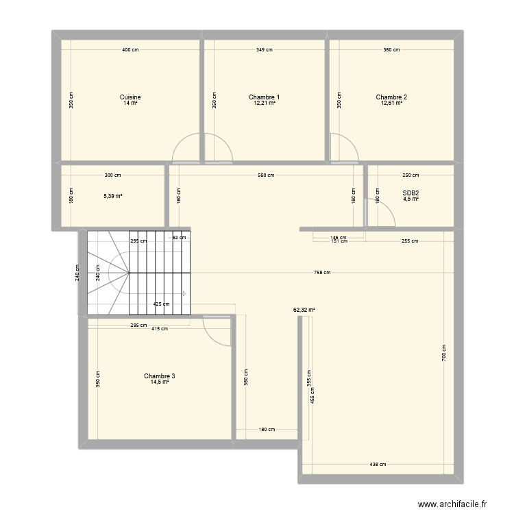 Foufou 1.1. Plan de 7 pièces et 126 m2