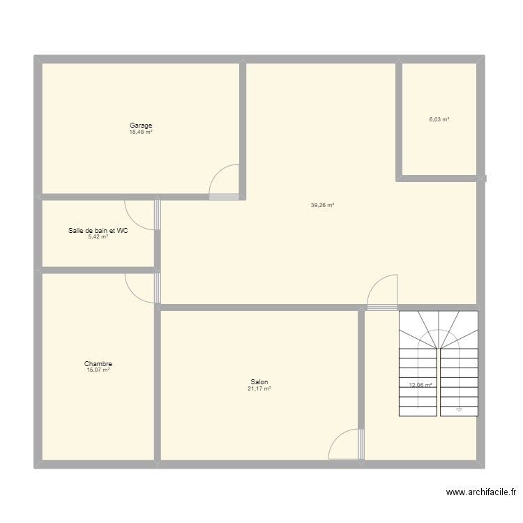 Maison. Plan de 7 pièces et 117 m2