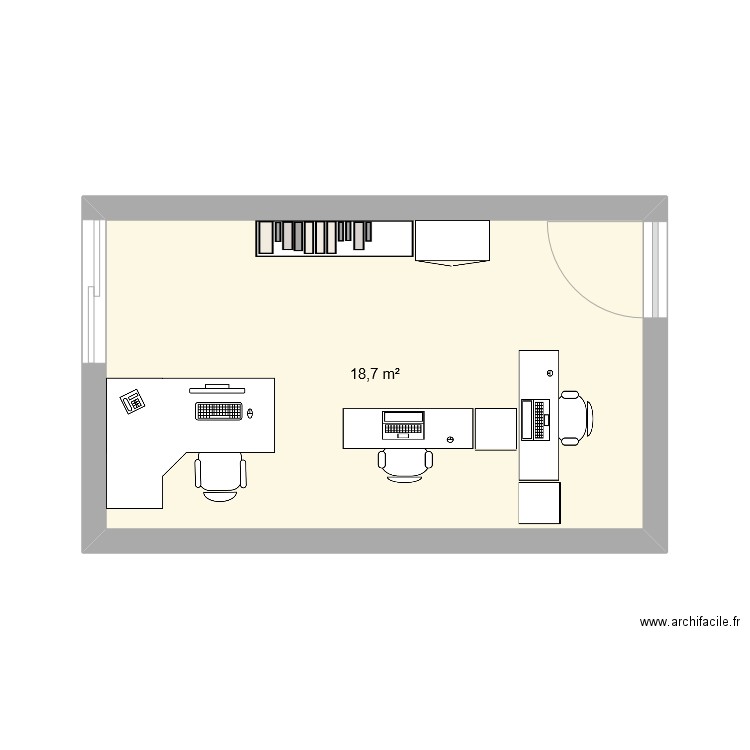 Bureau adulte. Plan de 1 pièce et 19 m2