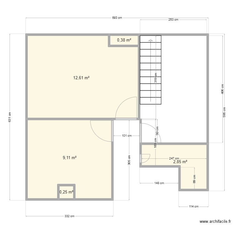 ETAGE PASTEUR. Plan de 5 pièces et 25 m2